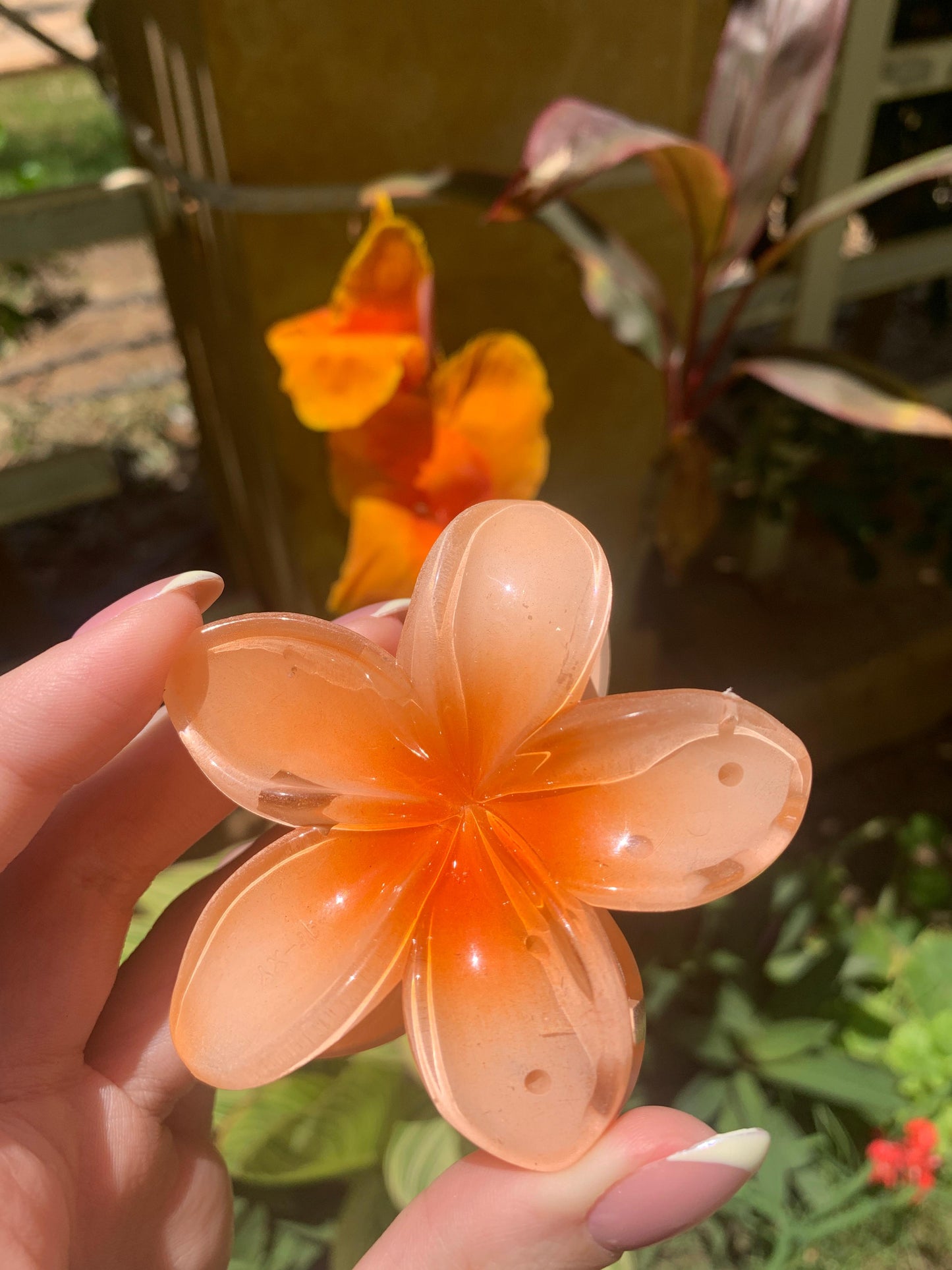 Hair Clips | 1pc Flower Shaped Large Plastic Hair Clips