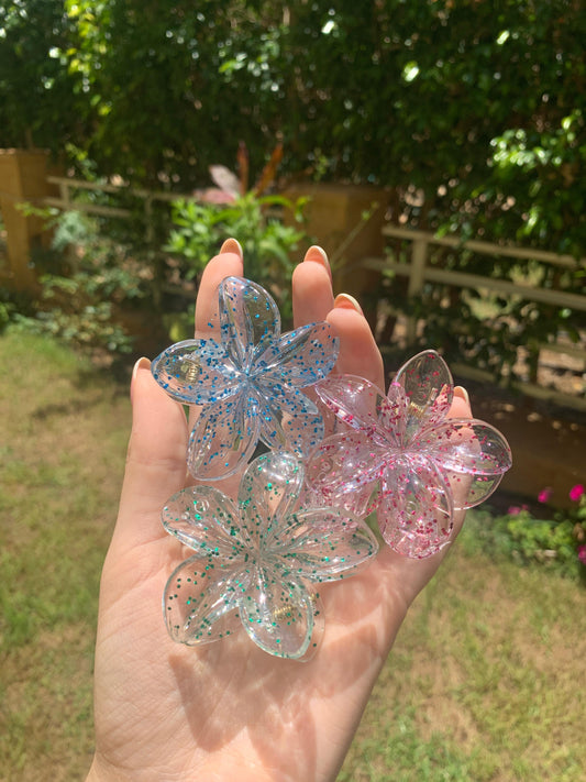 Hair Clips | 3pc Flower Shaped Medium Plastic Hair Clips